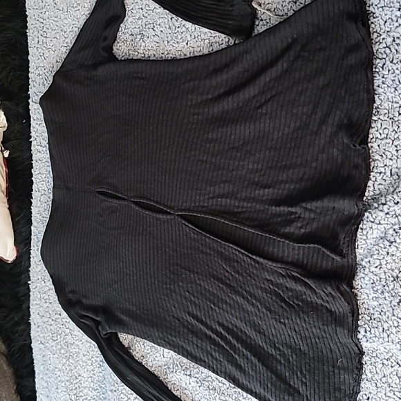 🧭We The Free/Free People Black Keyhole In Back Top - Picture 9 of 14